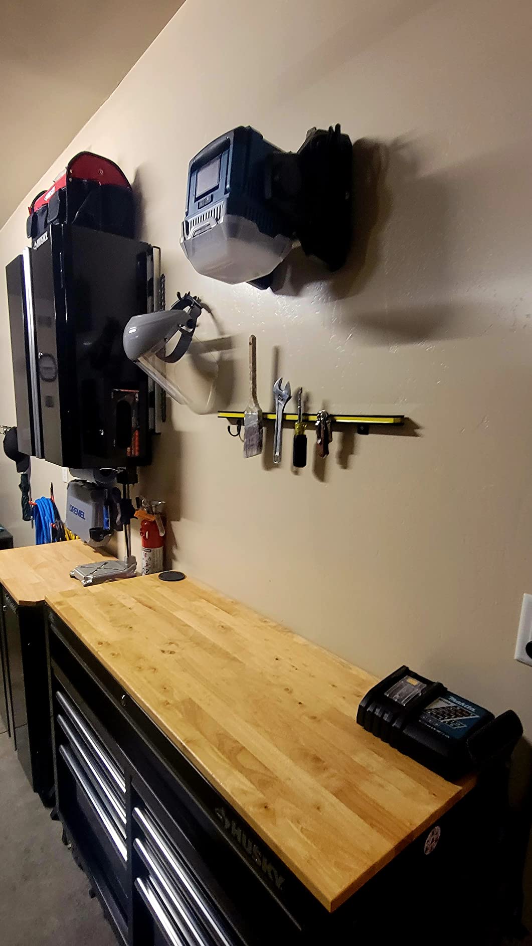 Makita DML811 18V LXT® Lithium-Ion Cordless/Corded Work Light, Light Only customer photo 2