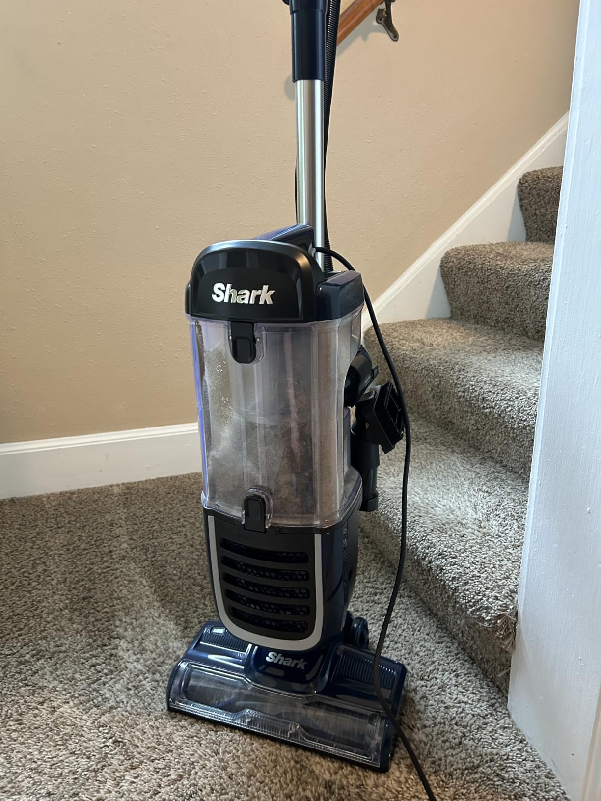 Shark Navigator Swivel Pro Upright Vacuum, HEPA, Pet Hair, Navy, NV151 customer photo 1