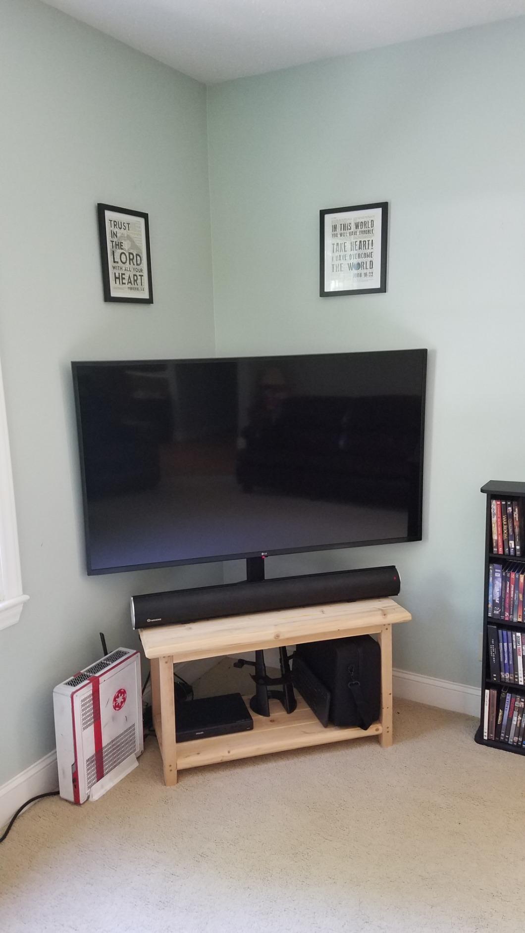LG UN73 55-inch customer photo 2