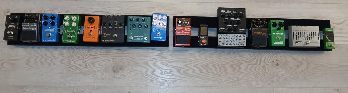 Ghost Fire Guitar Pedal Board Aluminum Alloy 3.3lb Effect Pedalboard 22''x12.5''with Carry Bag,V series (V-STANDARD 2.0) customer photo 1