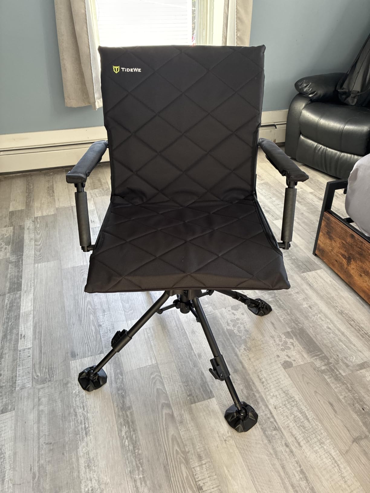 TIDEWE Hunting Chair with Seat Cover, 360° Silent Swivel Seat customer photo 2