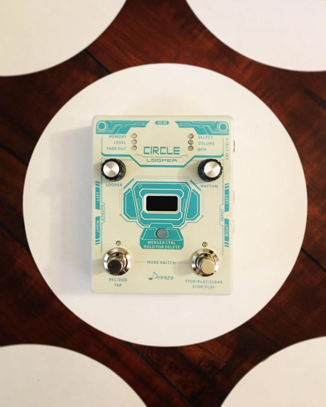 Donner Circle Looper Pedal Drum Machine, 2 in 1 Drum Looper Stereo Guitar Loop Pedals, 40 Slots 160 mins Loop with 110 Drum Grooves, Tap Tempo, Fade Out customer photo 2