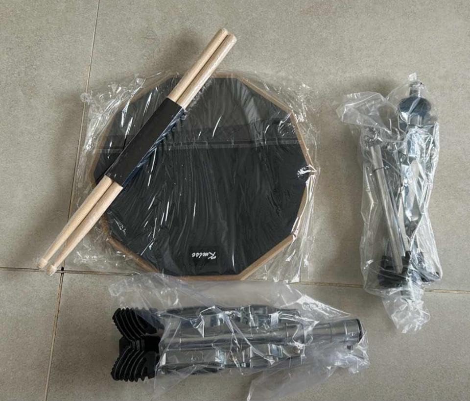 Horse Practice Drum Pad, 12 Inch Double Sided Exercise Drumming Pads Kit Set, Adjustable Height 23-31 Inch Snare Drum Stand Devices, Drum Sticks Drumsticks for Professional Beginner Adult Drummer customer photo 2