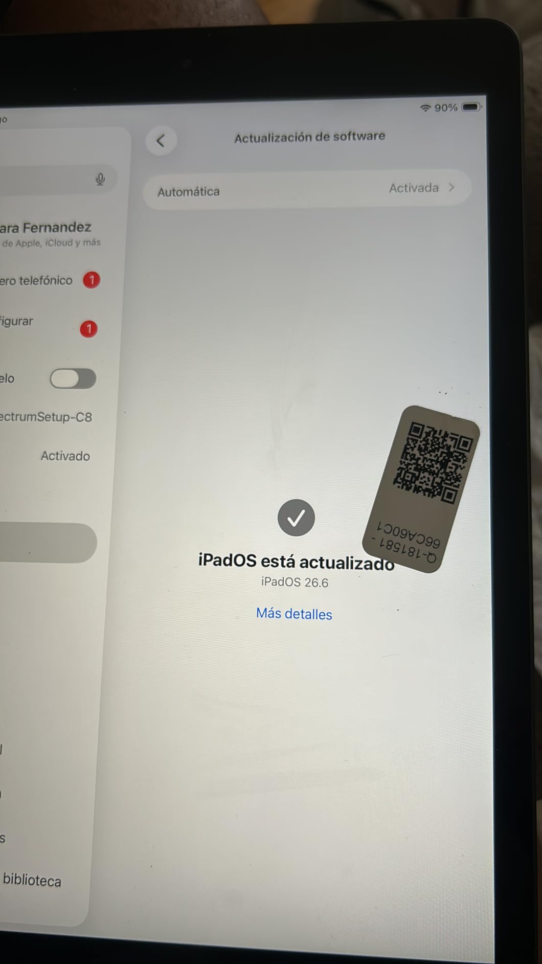 Apple iPad (10.2-inch, Wi-Fi, 32GB) - Silver (Latest Model, 8th Generation) (Renewed) customer photo 2