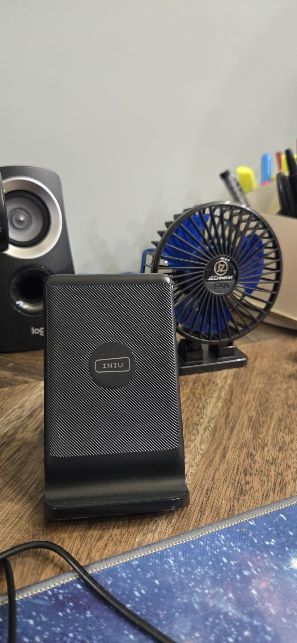 INIU Wireless Charger, 15W Fast Wireless Charging Phone Station with LED customer photo 1