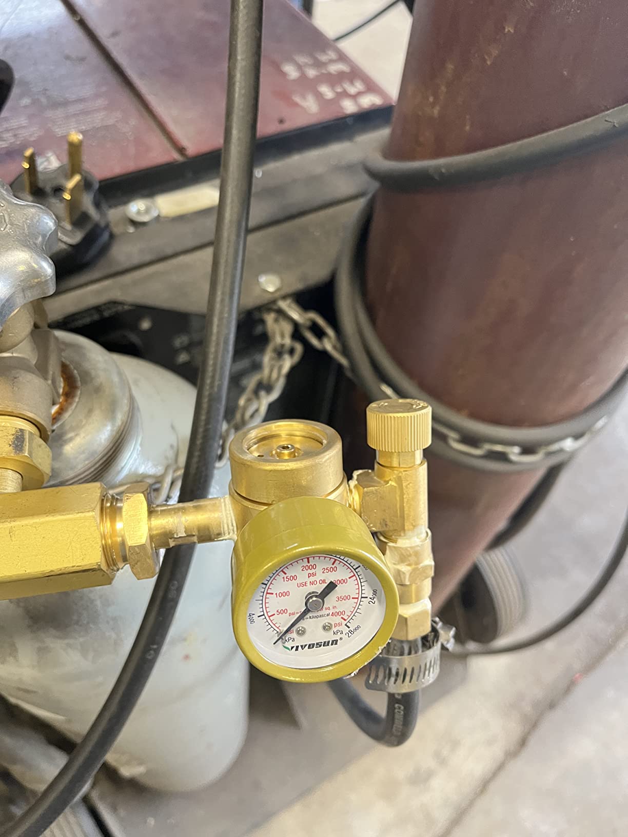 VIVOSUN Welding Gas Regulator Flow Meter, Argon/CO2 Regulator for MIG TIG customer photo 1