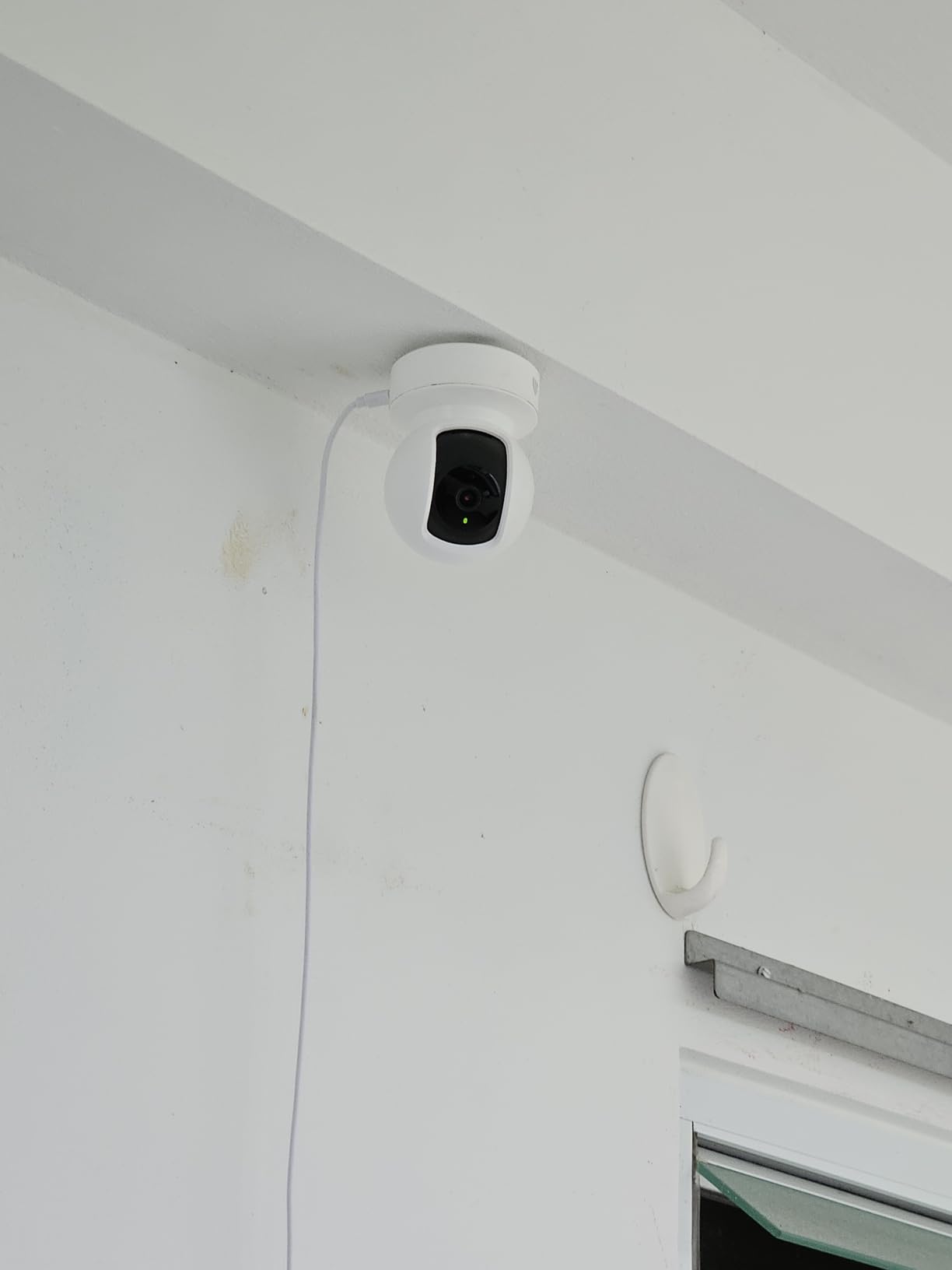 Kasa 2K+ Indoor Pan/Tilt Wired Security Camera, Baby & Pet Monitor, KC410S customer photo 1