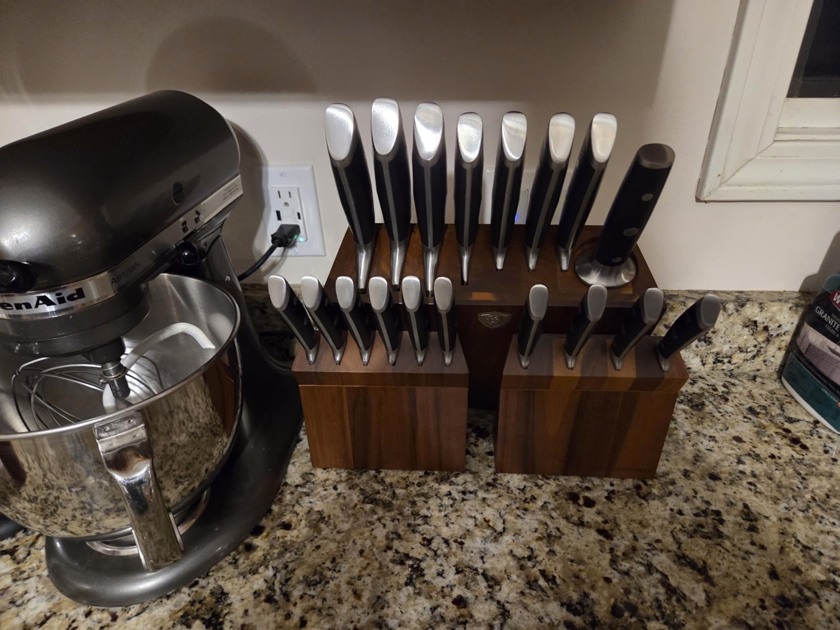 Dalstrong 12-Pc Elite Knife Block Set - German High-Carbon Steel customer photo 2