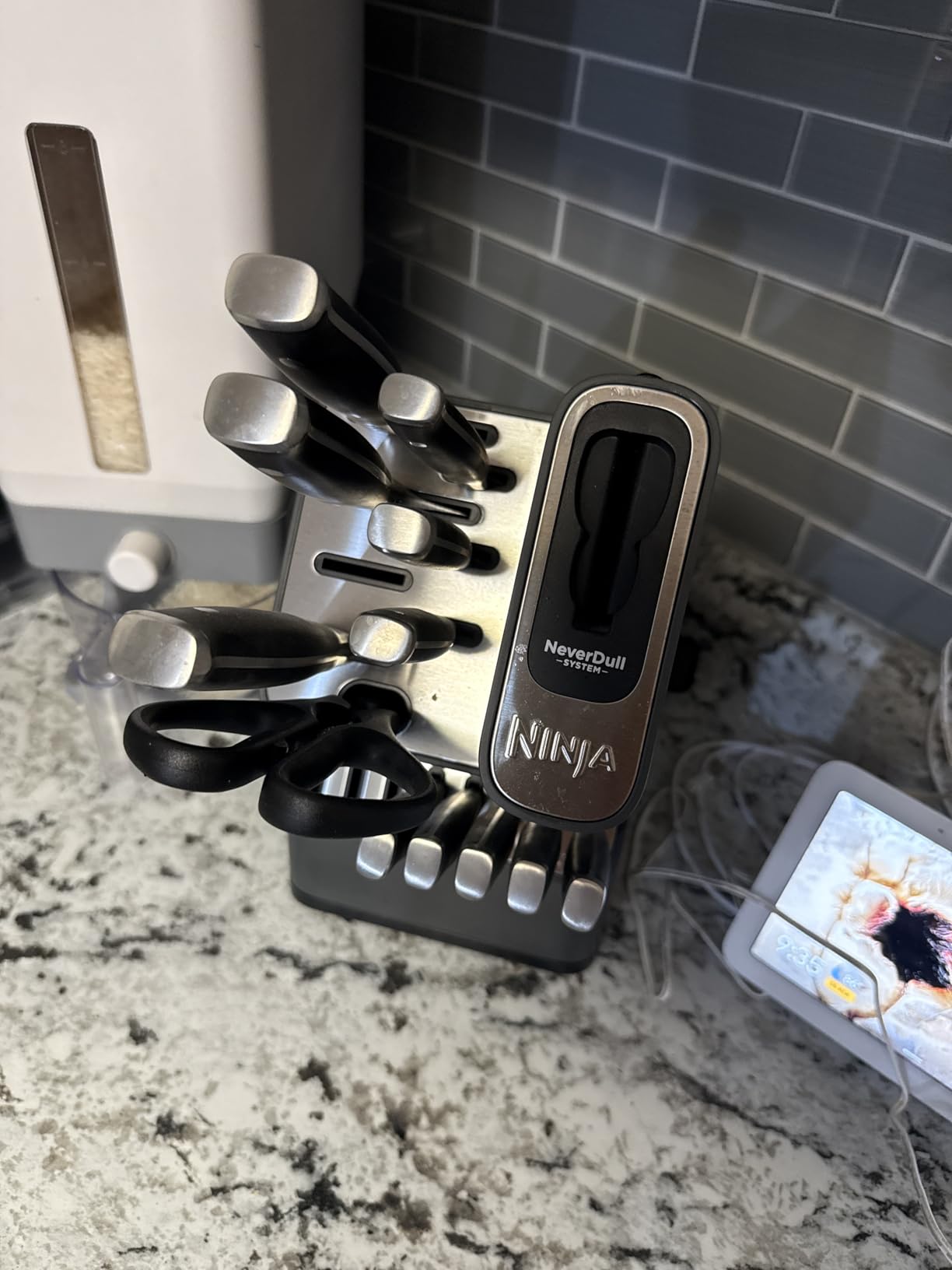 Ninja® NeverDull™ 17-Pc Knife Block Set, Built-in Sharpener, Black, K32017 customer photo 2