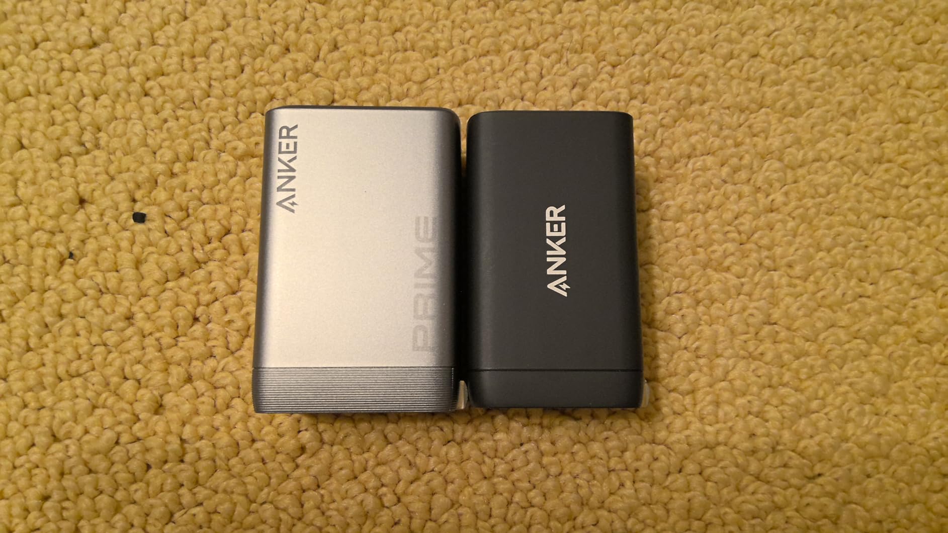 Anker 65W Max 3-Port USB C Charger Block, Compact Foldable Phone Charger customer photo 2