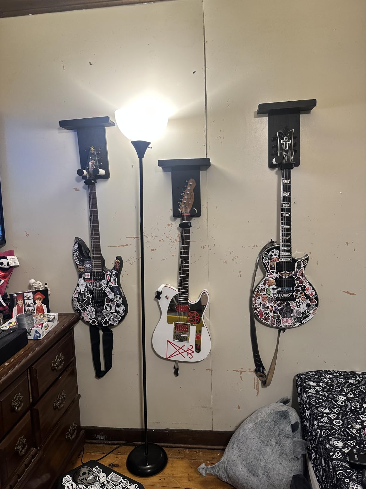 Keebofly 3-Pack Guitar Wall Mount Hangers - Rustic Wood Brown Guitar Stand with Pick Holder - Acoustic, Electric, Ukulele, Bass & Mandolin [Patented] customer photo 1