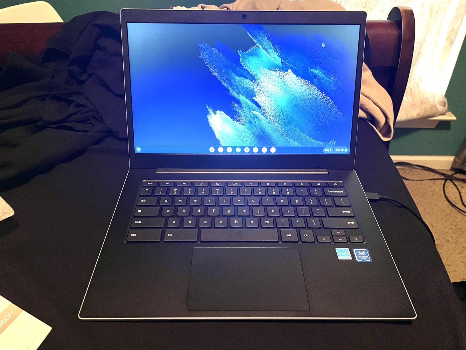 Samsung Galaxy Chromebook Go customer photo 1