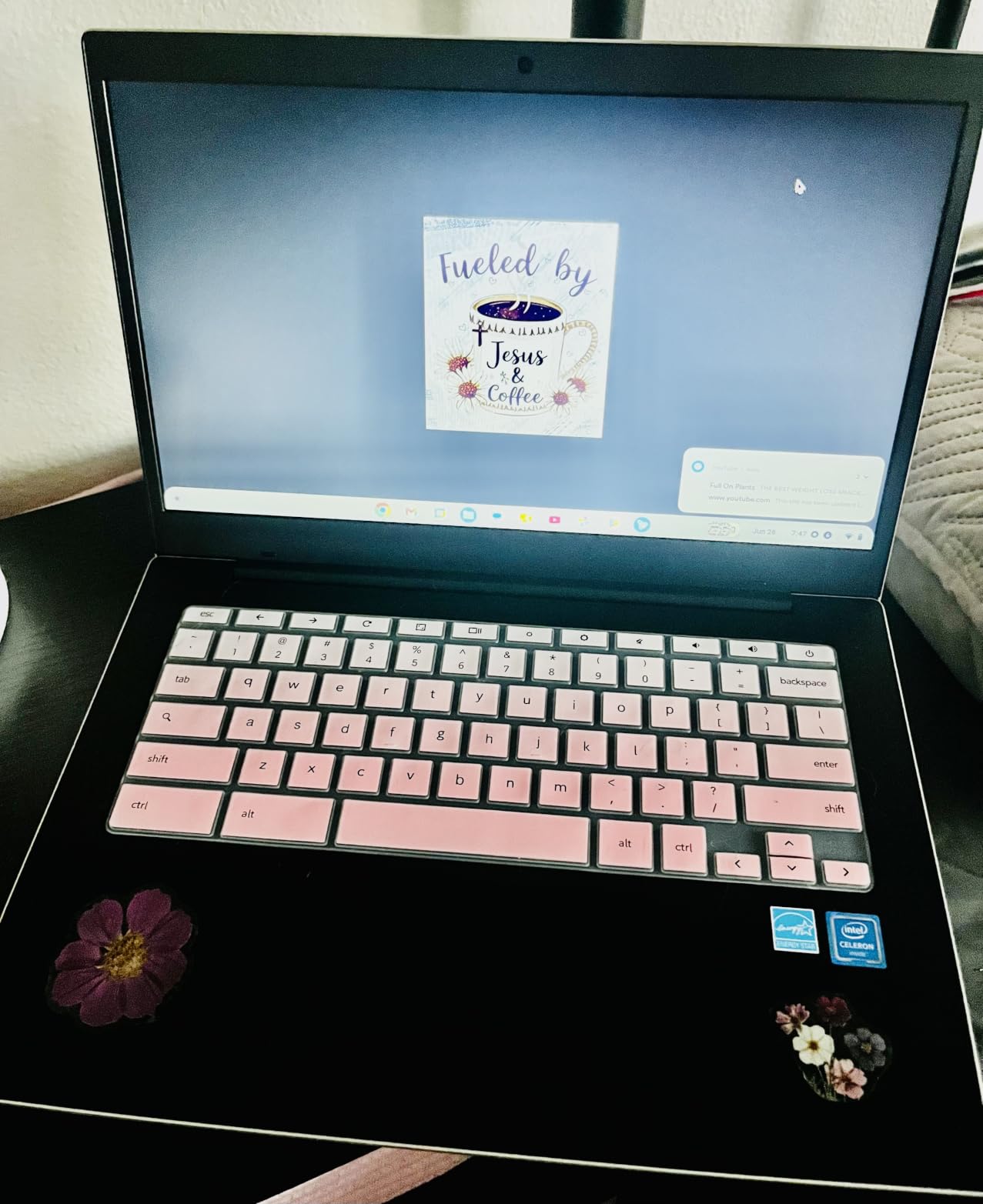 Samsung Galaxy Chromebook Go customer photo 2