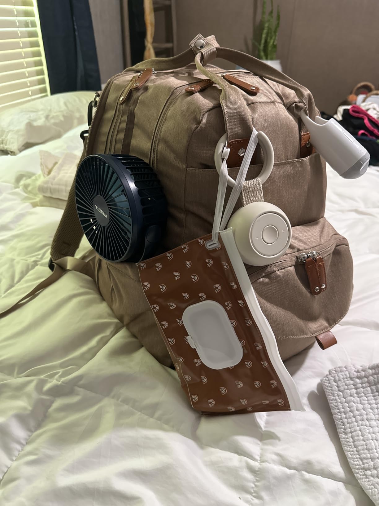 Qualyphant Extra Large Diaper Bag Backpack for 2 Kids Expandable 26-36L customer photo 1