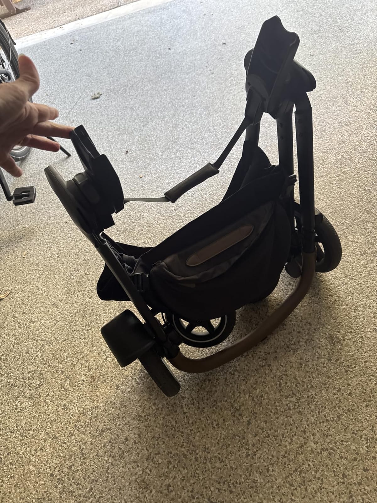 Baby Trend Passport® Cargo Stroller Travel System with EZ-Lift™ Plus Infant Car Seat, Grey Bamboo customer photo 2