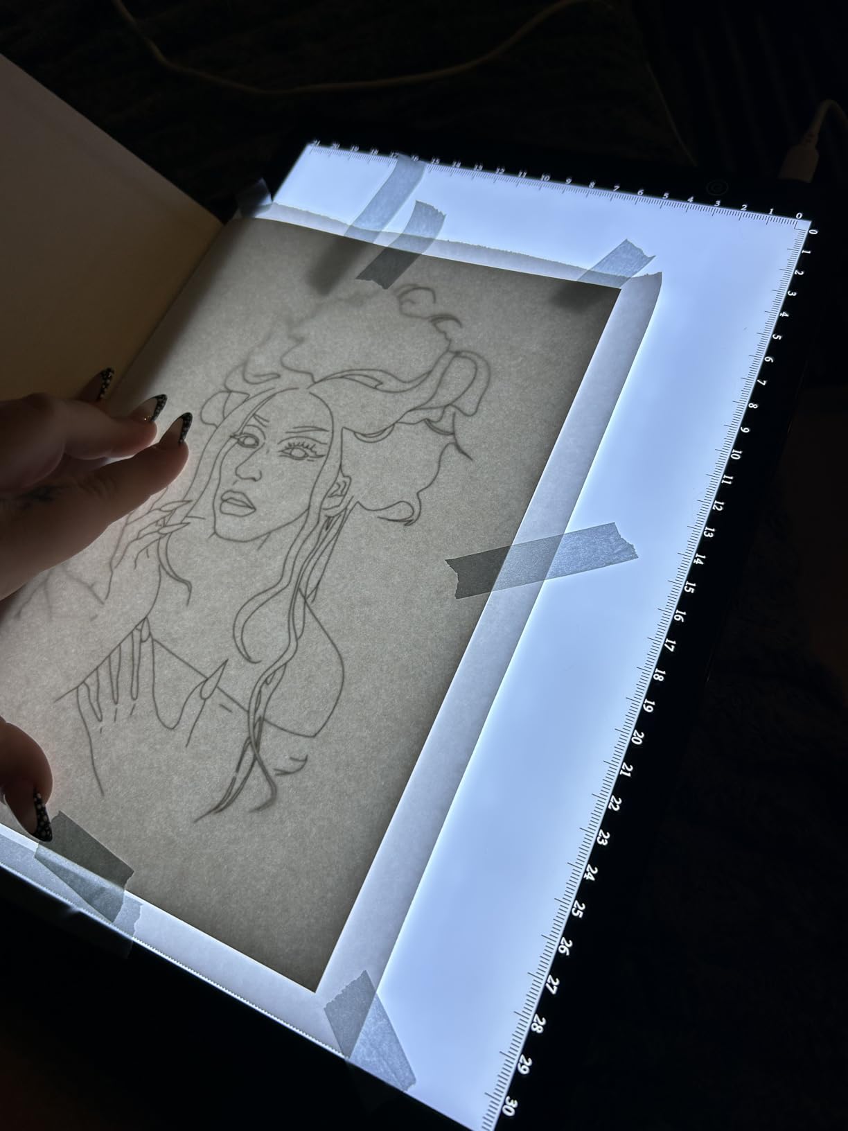 A4 Light Box for Tracing, Light Pad for Diamond Painting, Light Board, Ultra-Thin Copy Board with 3 Levels/Stepless Adjustable Brightness for Drawing, Sketching, Animation customer photo 1