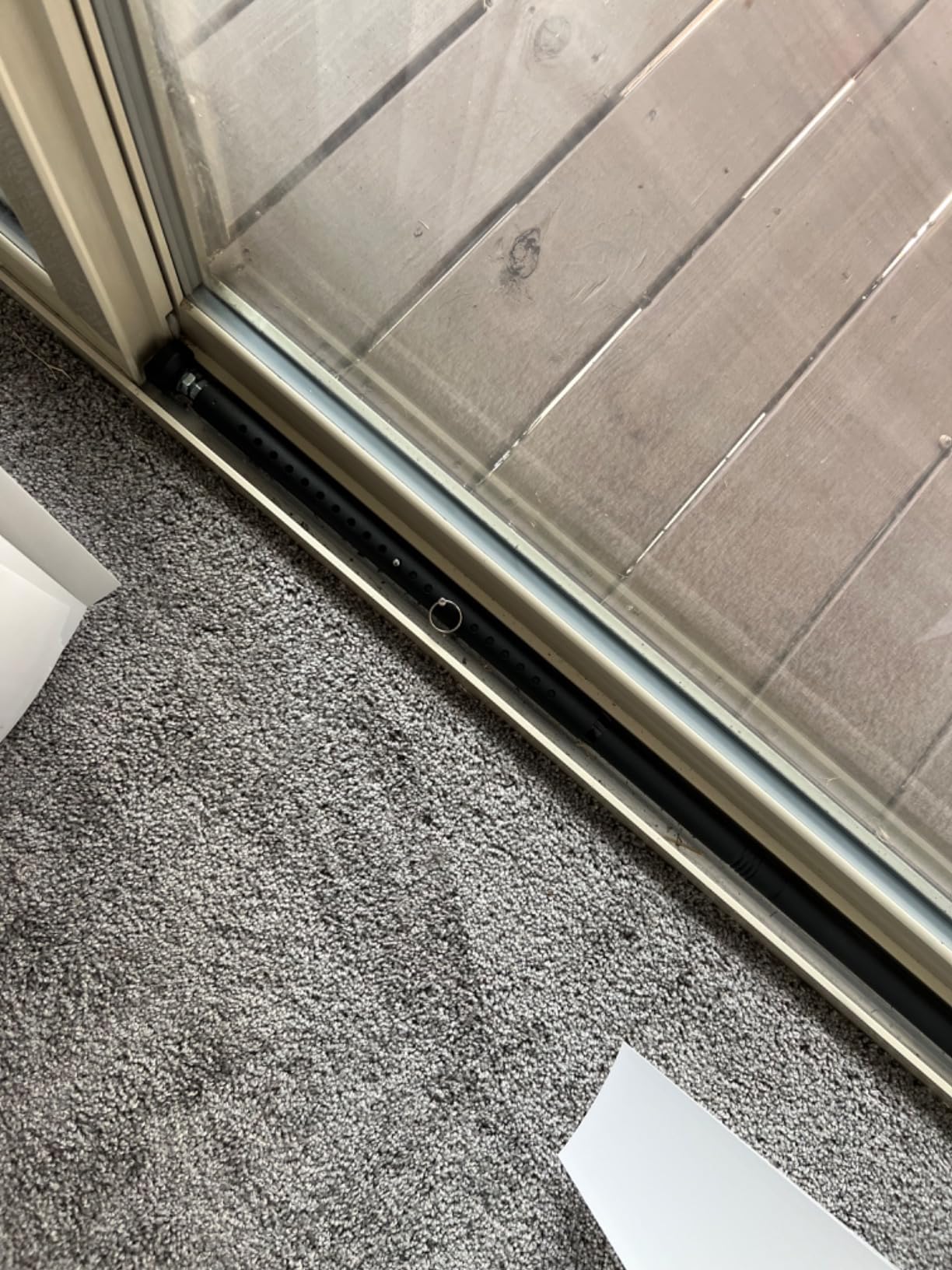 DIIG Sliding Door Security Bar, 17.7-50.5inch Heavy Duty Adjustable Sliding Patio Door Lock Bar with Rubber Tips,Diameter 1inch Window Security Bar for Home Apartment Travel Children Women (White) customer photo 2