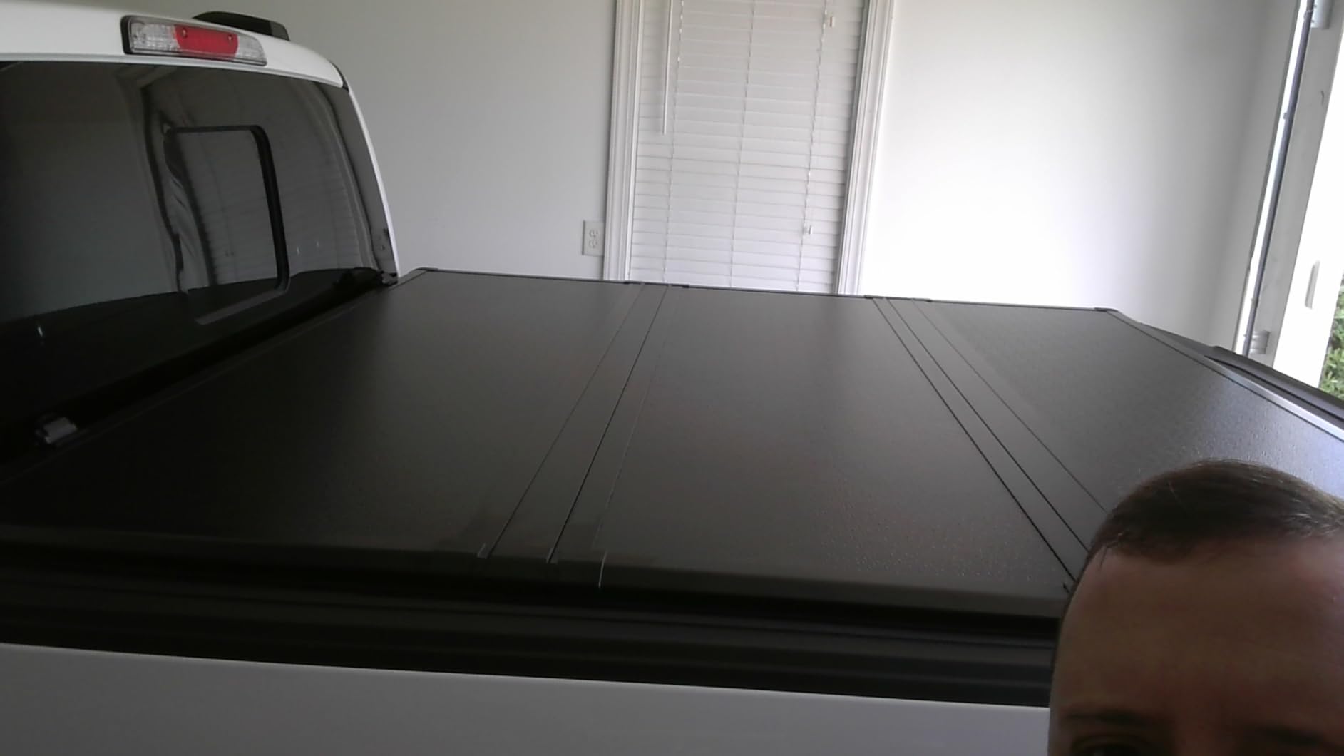 Hard Tri-Fold F150 Tonneau Cover for 2015–2026 Ford F-150 5.5ft Bed customer photo 2