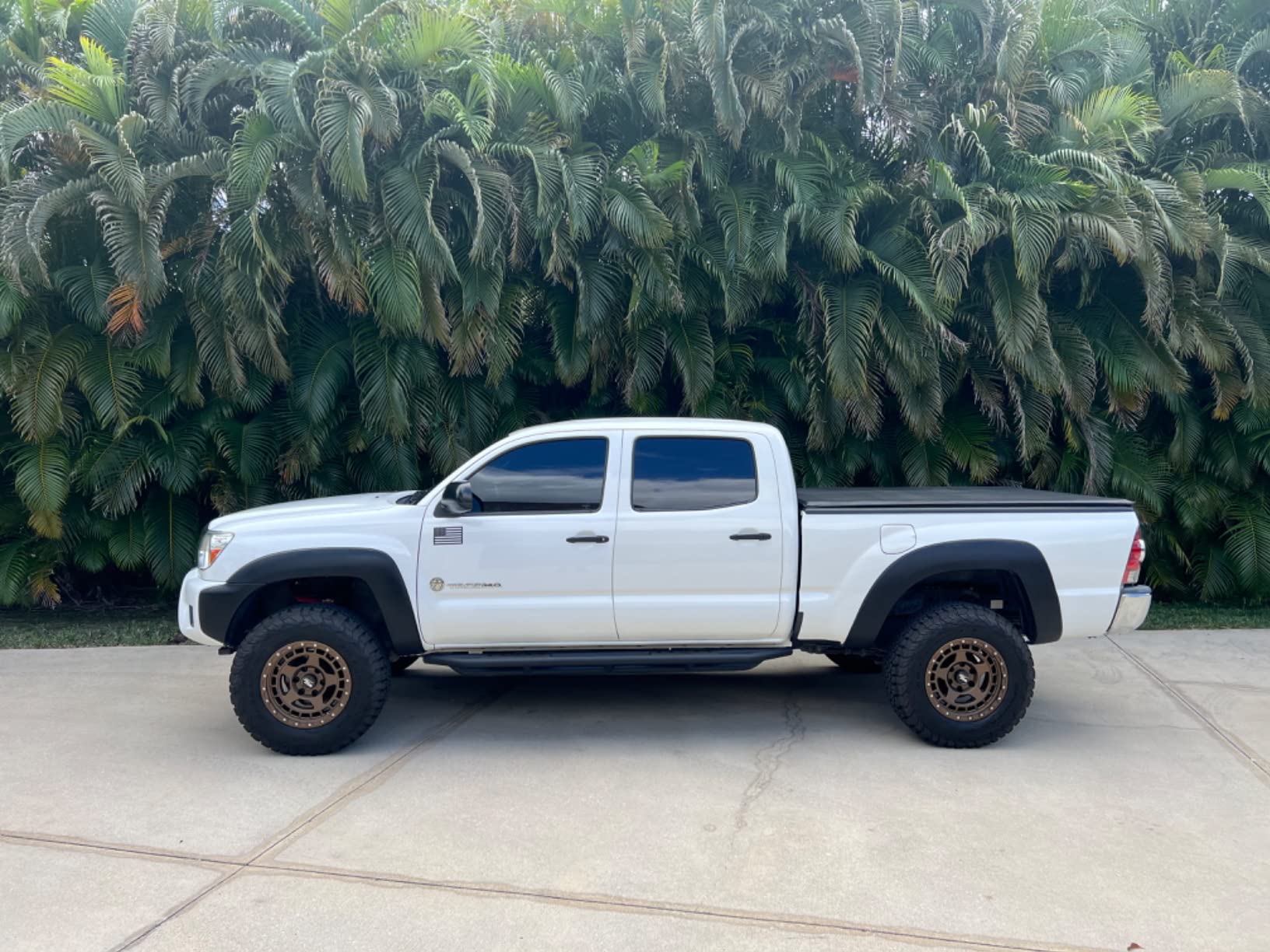 RockTrix RT115 17 Inch Wheel 17x9 6x139.7 6x5.5, 12mm Offset, 106.1mm Bore customer photo 1