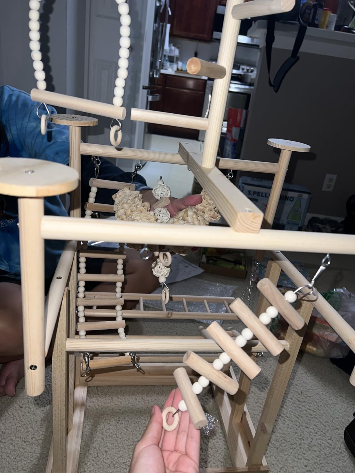 LIMIO Bird Playground - Natural Wood Parrot Playstand with Perches, Bird Play Gym & Accessories, Removable Tray & 4 Stainless Steel Cups customer photo 1