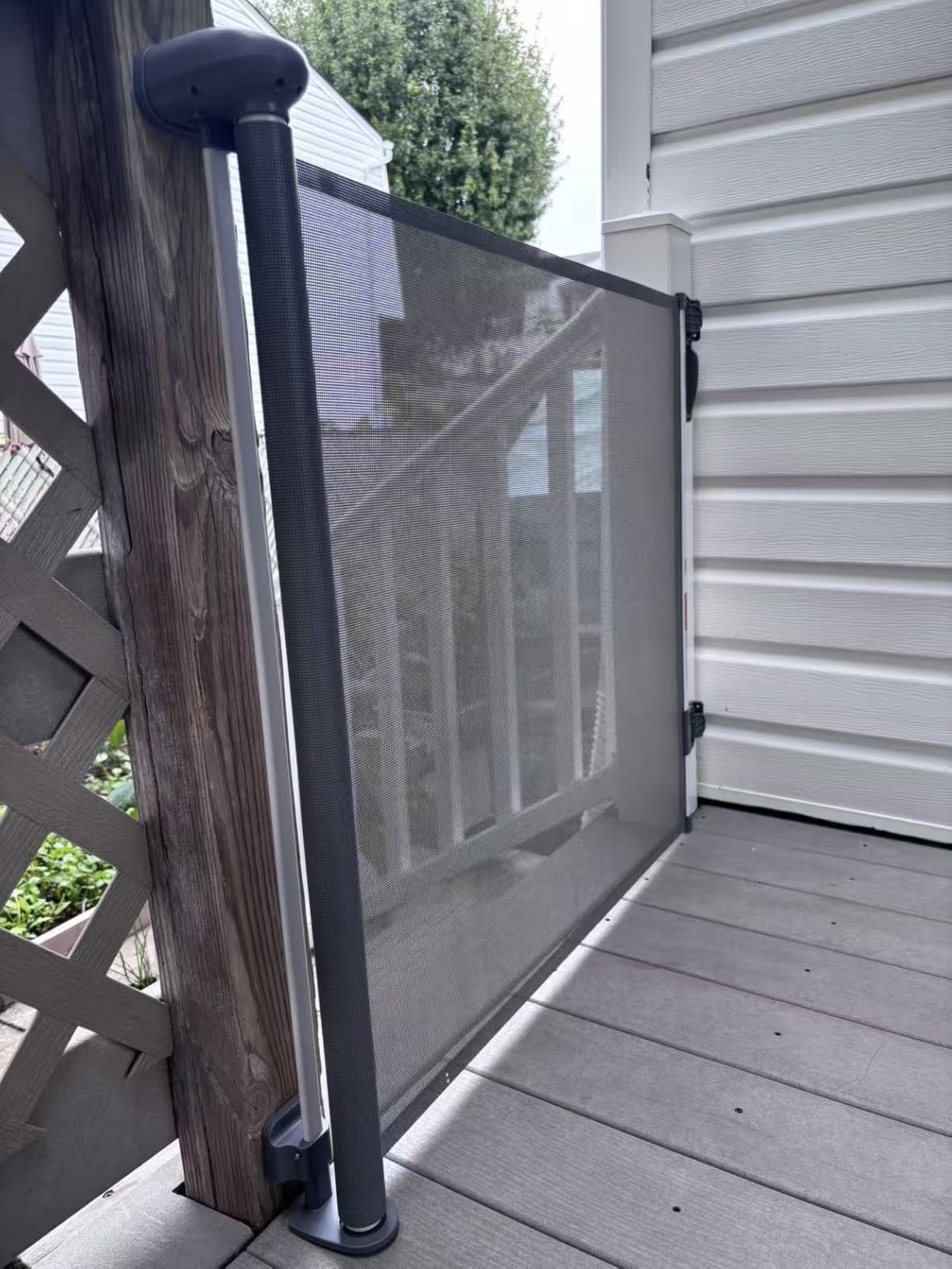 PRObebi Retractable Baby & Dog Gate - Extends to 110