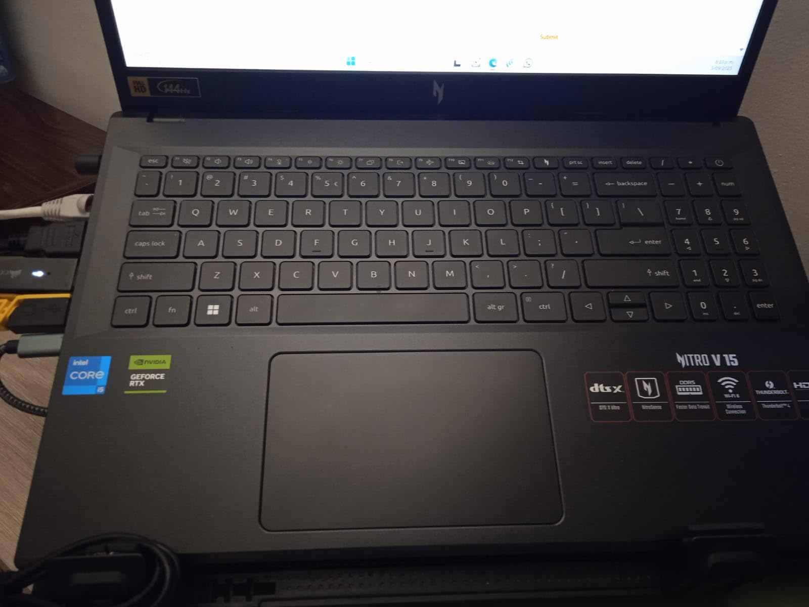 Acer Nitro V 15 customer photo 2