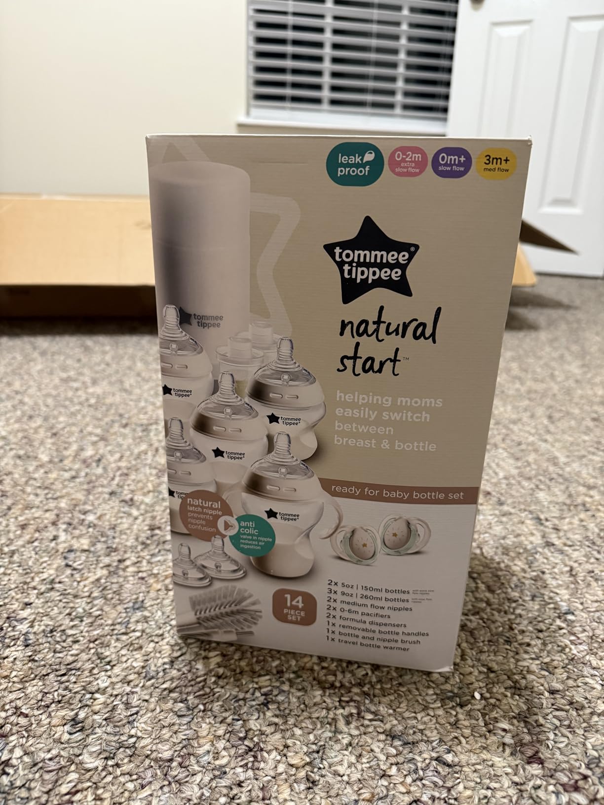 Tommee Tippee Natural Start Baby Bottle Set, Breast-Like Nipples, 0m+ customer photo 1