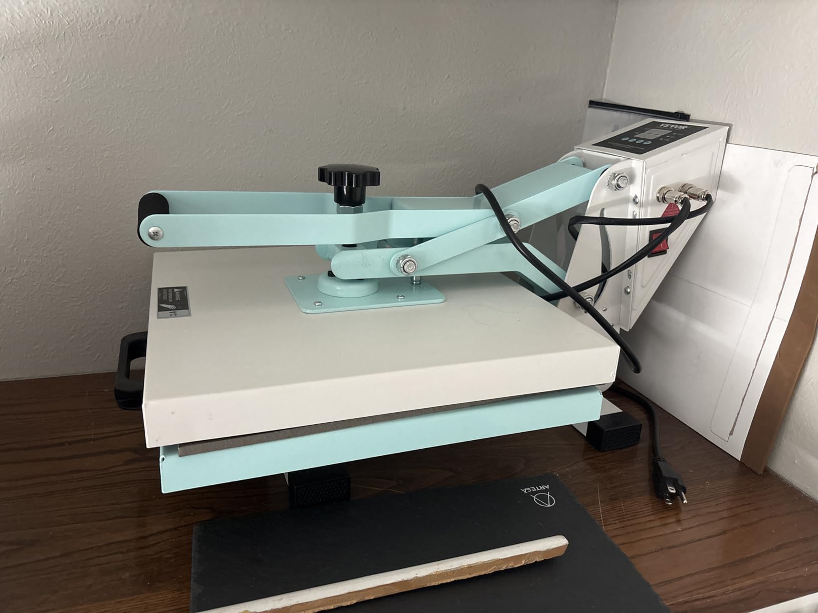VEVOR 3-in-1 Auto Hat Heat Press Machine for Caps, No Crease, Orange&Black customer photo 2