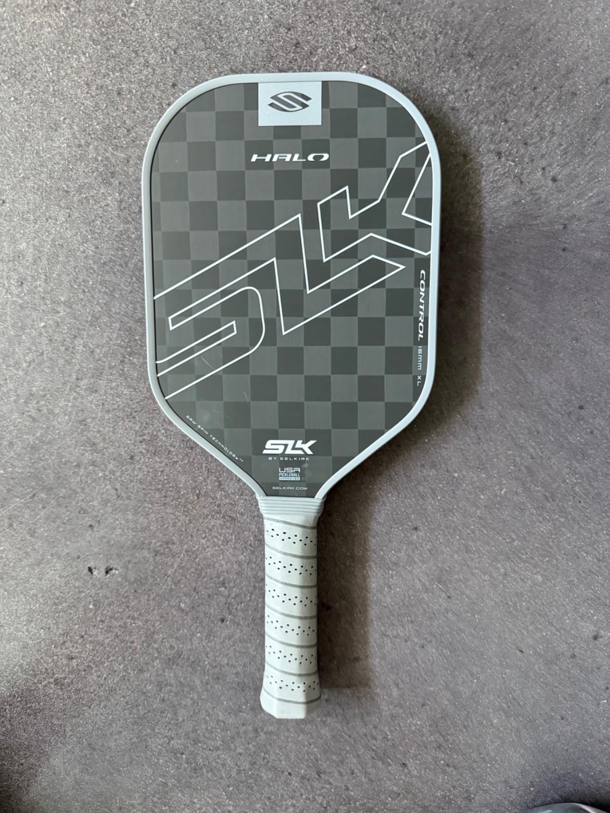Selkirk Sport SLK Halo Pickleball Paddles | T700 Raw Carbon Fiber Paddle customer photo 1