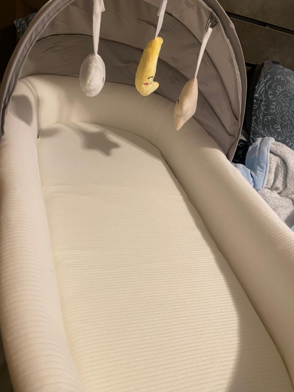 Portable Baby Bassinet- Travel Bassinet for Newborn and Infant, Suitable for Indoor & Outdoor Carry, Lightweight Foldable Washable, Portable Bassinet for Baby Travel, Portable Travel Bassinet, Grey customer photo 2
