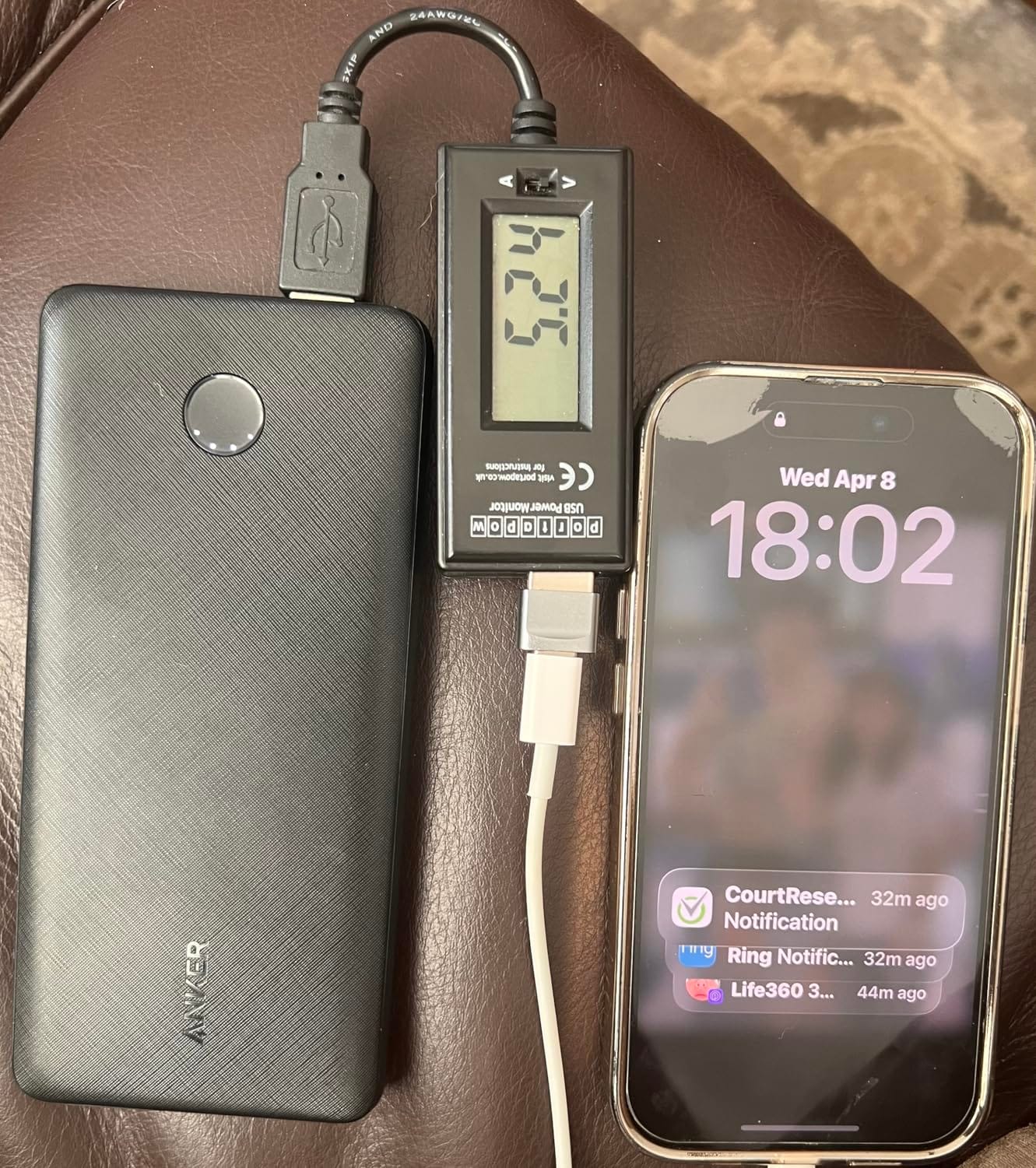 Anker Power Bank, 10,000mAh Portable Charger, PowerIQ USB-C Battery Pack customer photo 2