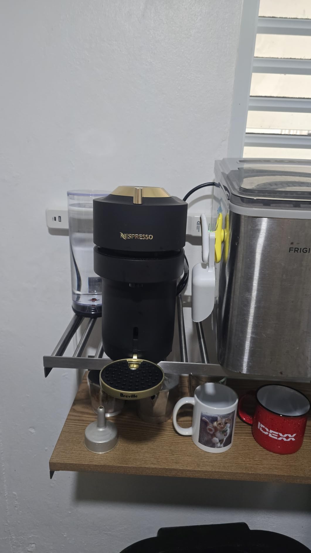 Nespresso Vertuo Pop+ Coffee & Espresso Maker by Breville, Black & Gold customer photo 1