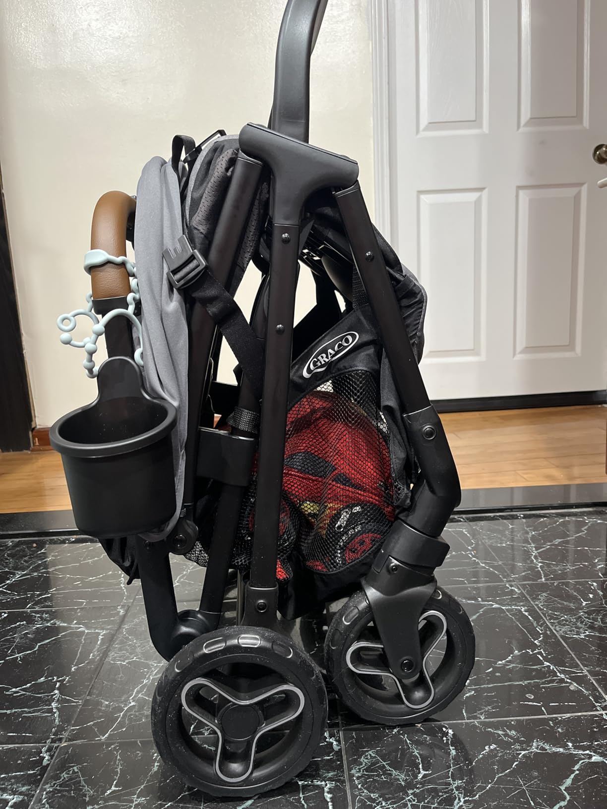 Graco® Ready2Jet Compact Stroller – Compact Travel Stroller with Automatic Fold Lilac Mod customer photo 2