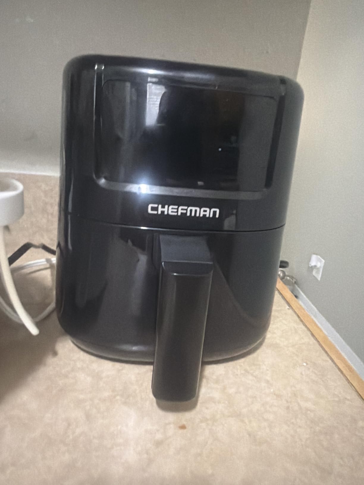 CHEFMAN 2 Qt Mini Air Fryer – Digital Space-Saving Compact Air Fryer with Nonstick and Dishwasher Safe Basket, Quick & Easy Meals in Minutes, Features Digital Timer and Shake Reminder – Black customer photo 1
