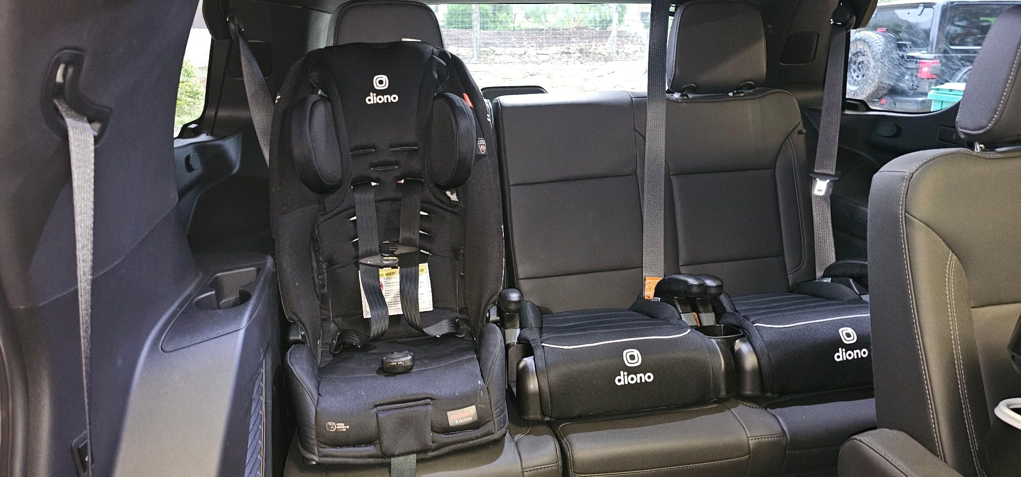 Diono Connect3 R Backless Booster Pack of 2, Slim Fit 3-Across in Many Mid-Sized Sedans and SUVs, for Children from 40-120 lbs., Lightweight with Cupholder, Blue Surge customer photo 2