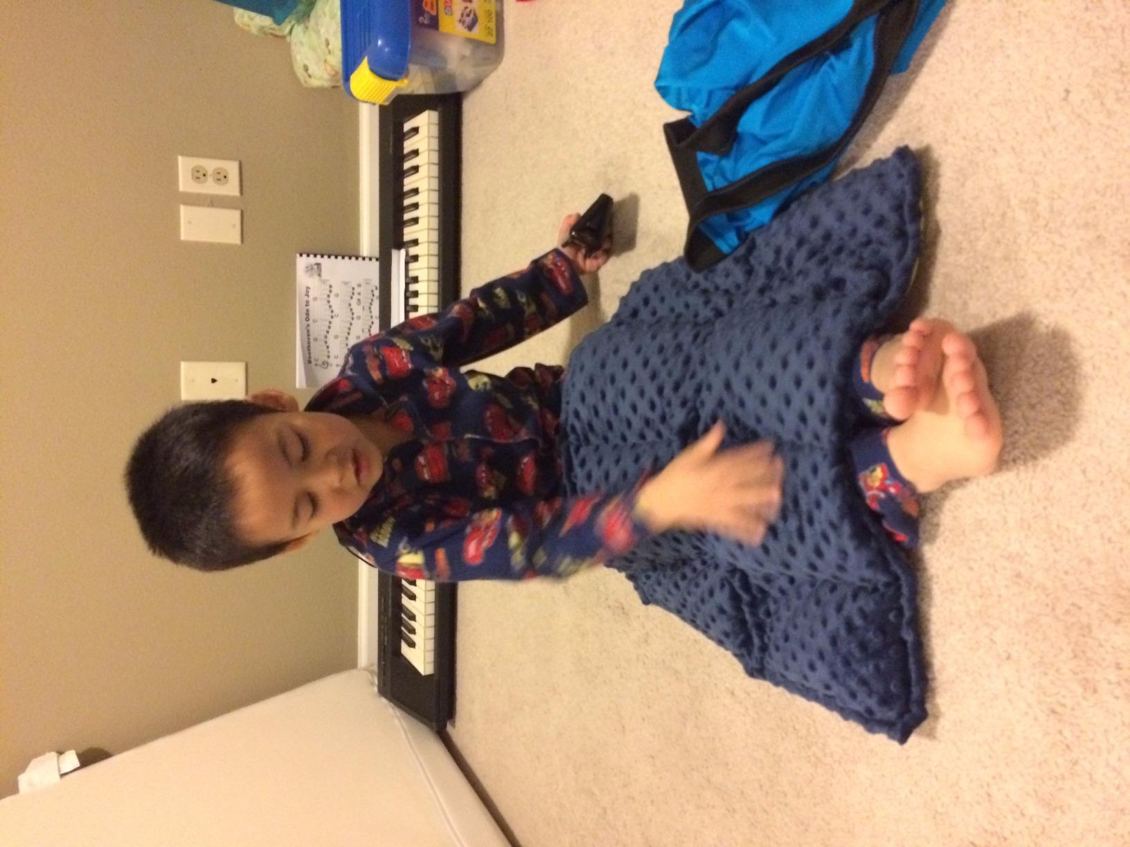 Harkla Weighted Lap Pad for Kids, Deep Blue, 5lb customer photo 1