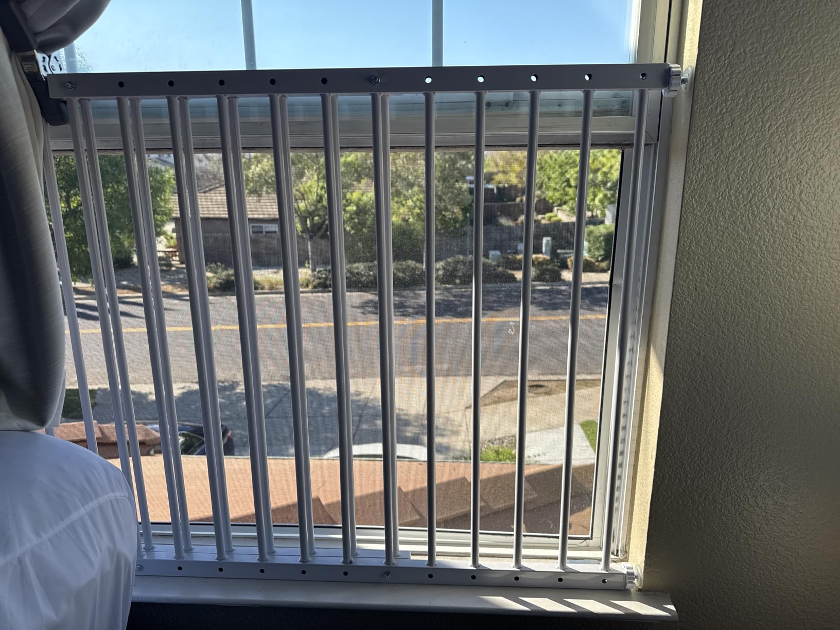 SHYUJAJIE Window Safety Guards for Children customer photo 2