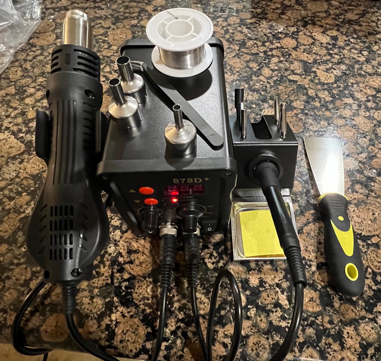 Beaiguna 2 in 1 Hot Air Rework Soldering Iron Station Kit, Precision Circuit Board Soldering Gun Kit, Rapid Heat up Solder Station, Upgrade Dual System Independent Control, Auto Sleep & Calibration customer photo 1
