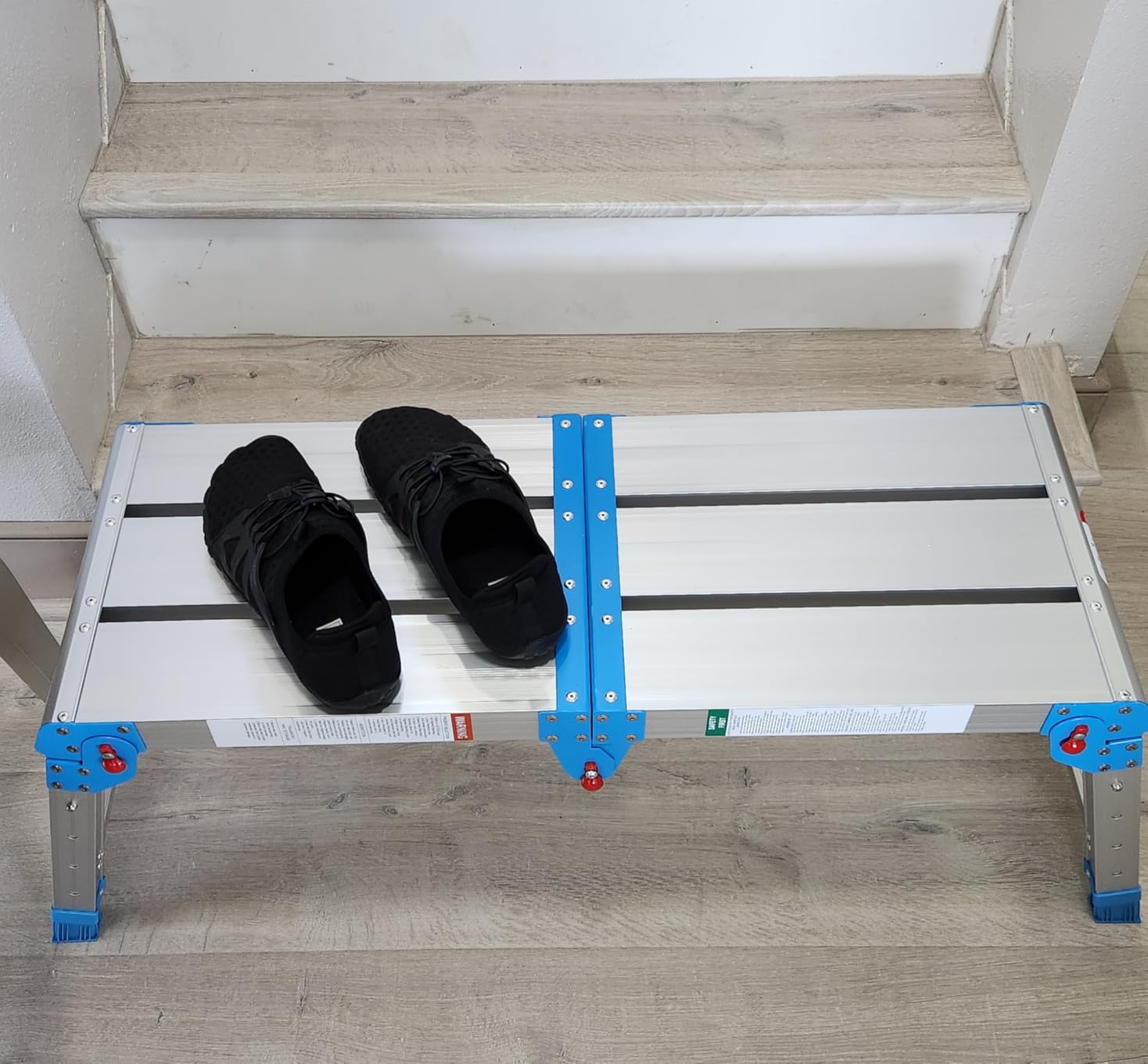 Loyoda Folding Work Platform, 500 lbs Capacity, One-Touch Fold, Larger Blue customer photo 2