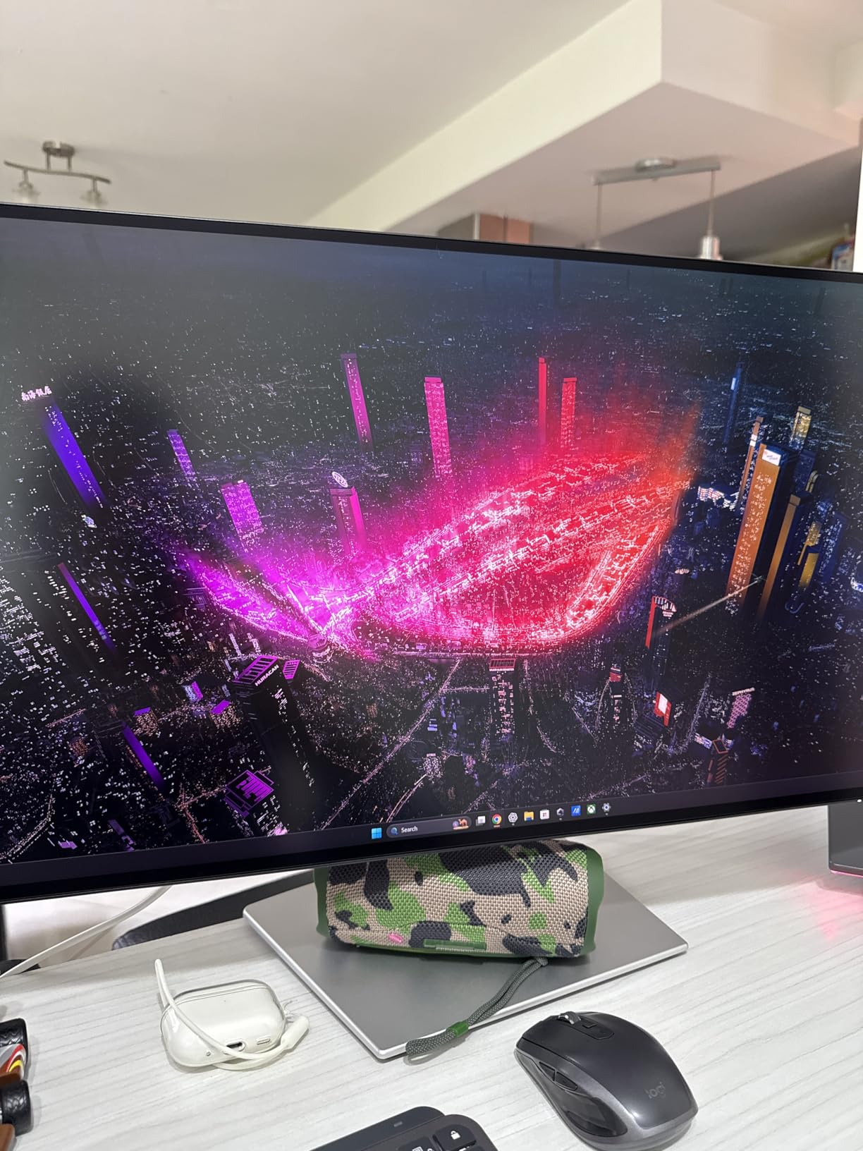 Dell U2725QE Monitor customer photo 1