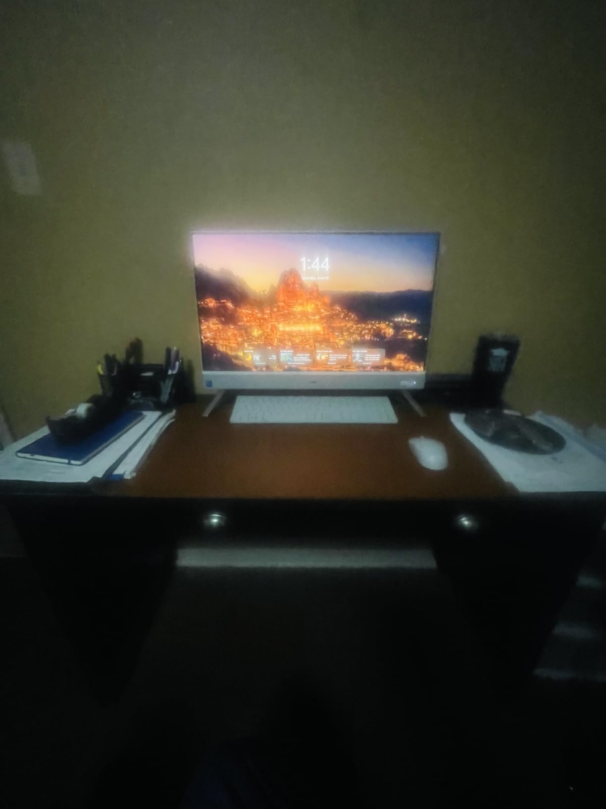 Dell 27 All-in-One customer photo 2