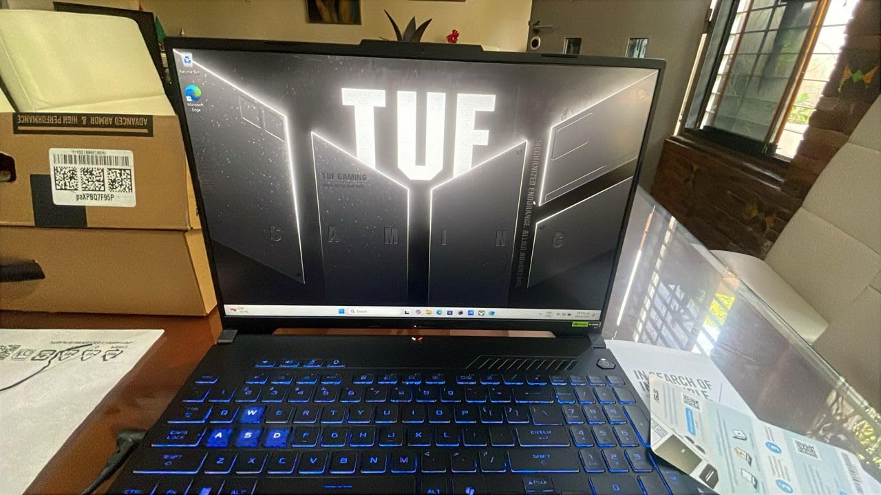 TUF Gaming F16 customer photo 2