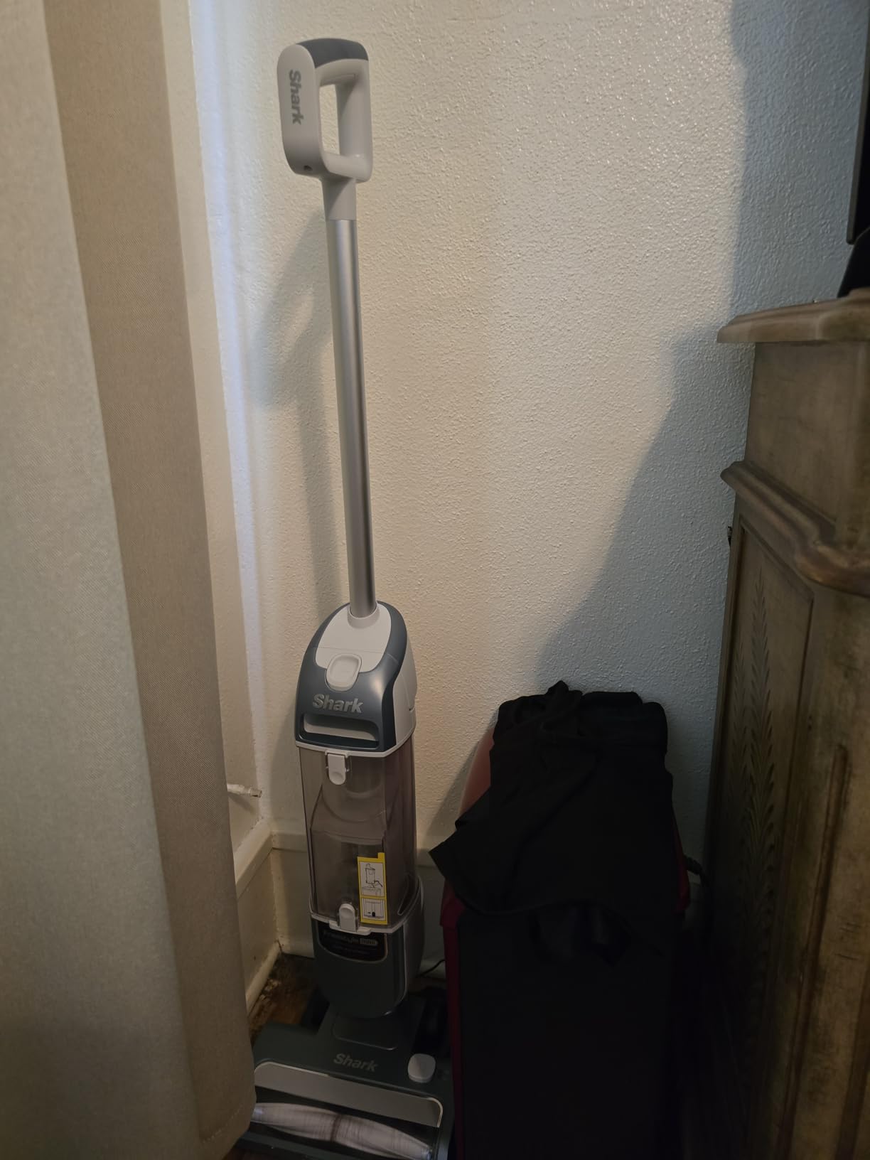 Shark Freestyle Max Cordless Upright Vacuum, Nordic Blue, SV2002 customer photo 1