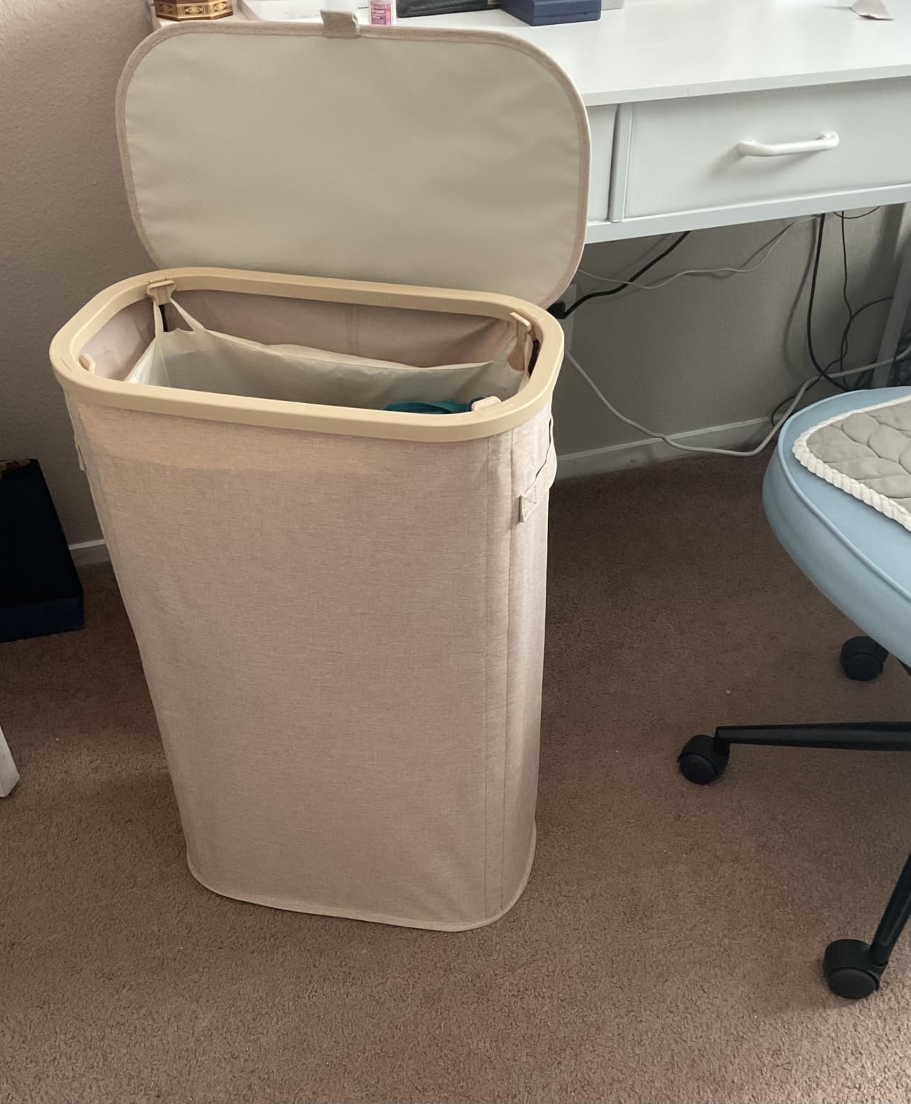 Lifewit Slim Laundry Basket with Lid and Removable Bag, 65L, Beige customer photo 2