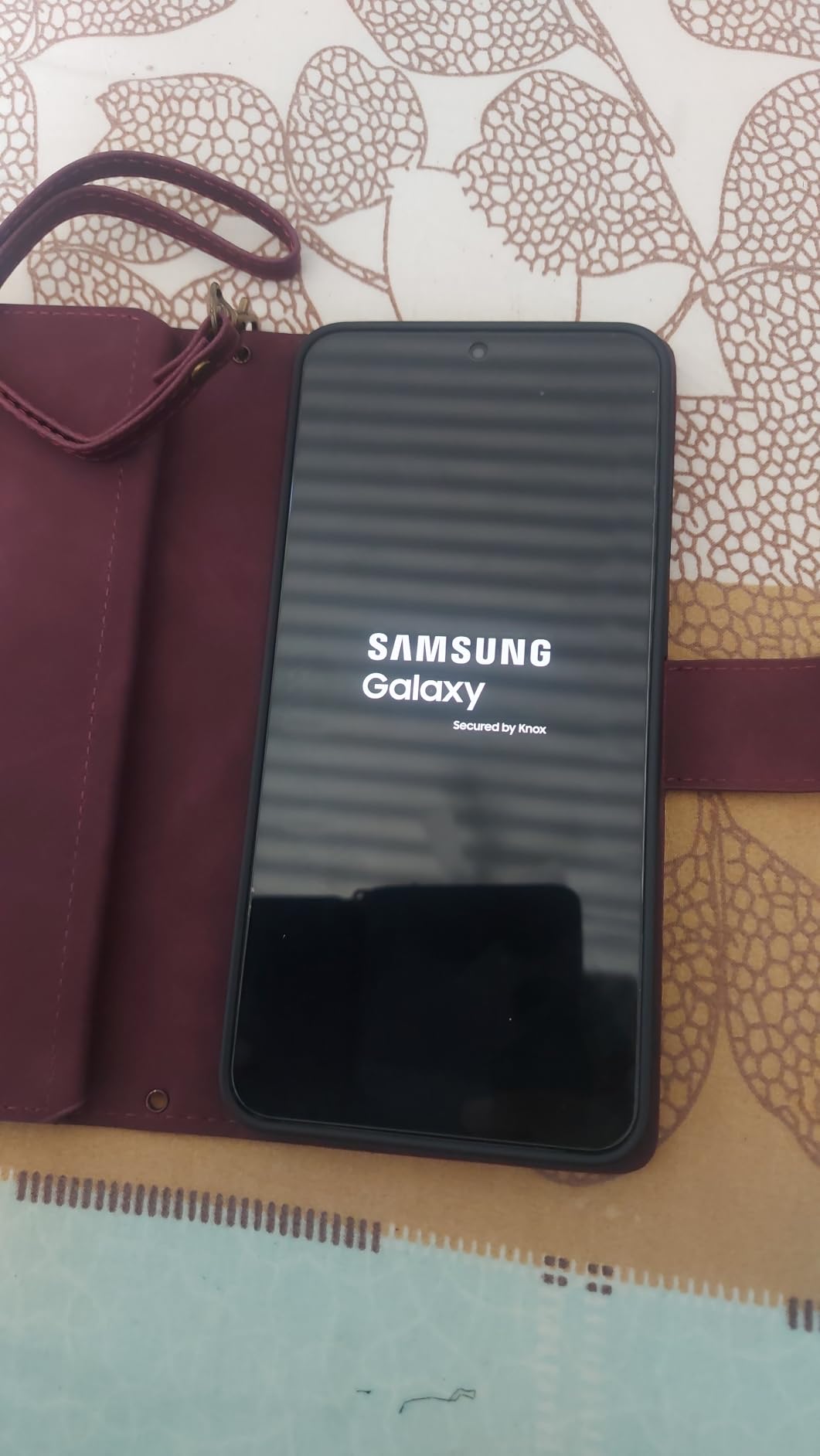 Samsung Galaxy S25 FE customer photo 1