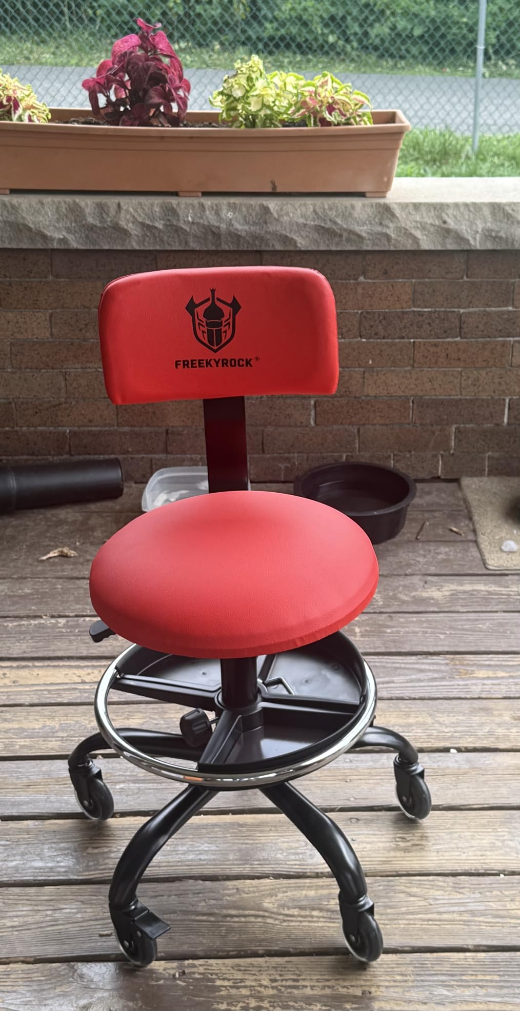 Rolling Shop Stool with Wheels, Garage Mechanic Stool Chair with Backrest, Height Adjustable Heavy Duty Swivel Task Chair, Adjustable Footrest with Storage Tray for Garage Kitchen Salon Tattoo (Black) customer photo 1