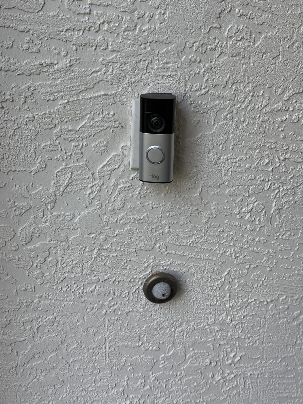 Ring Wired Doorbell 2K (newest model), Retinal 2K with wide-angle video, up to 6x Enhanced Zoom, and Two-Way Talk, Speckled Gray customer photo 2
