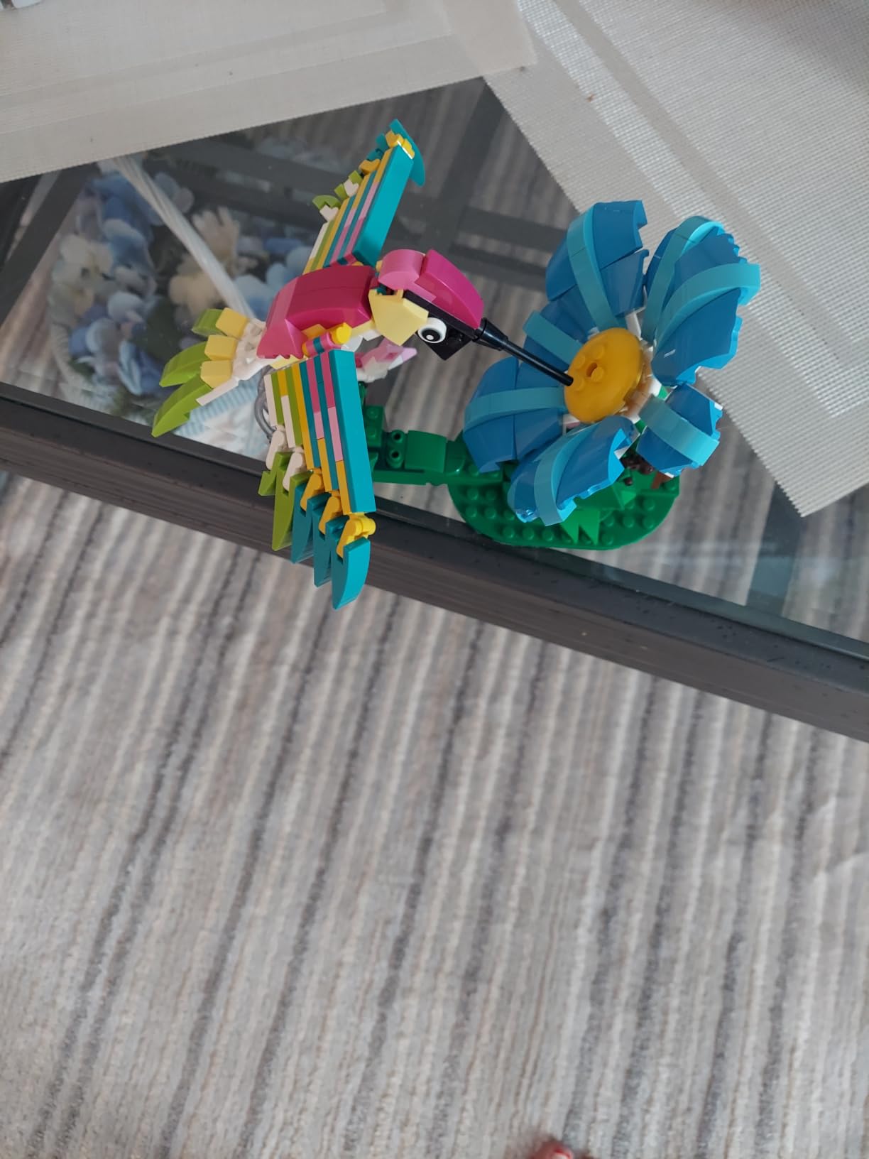 LEGO Creator 3 in 1 Wild Animals: Colorful Hummingbird 31384 customer photo 1