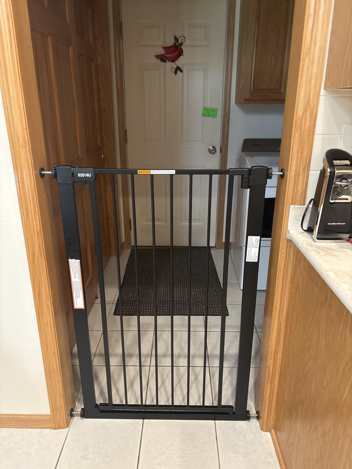 43 inch Tall Safety Baby Gate Adjustable 29.7-45.2inch Extra-Wide Metal Baby Gate Drill-Free Pressure-Mount Installation kit Self-Closing BabyGate for Stairwells、Doorways（Black） customer photo 2