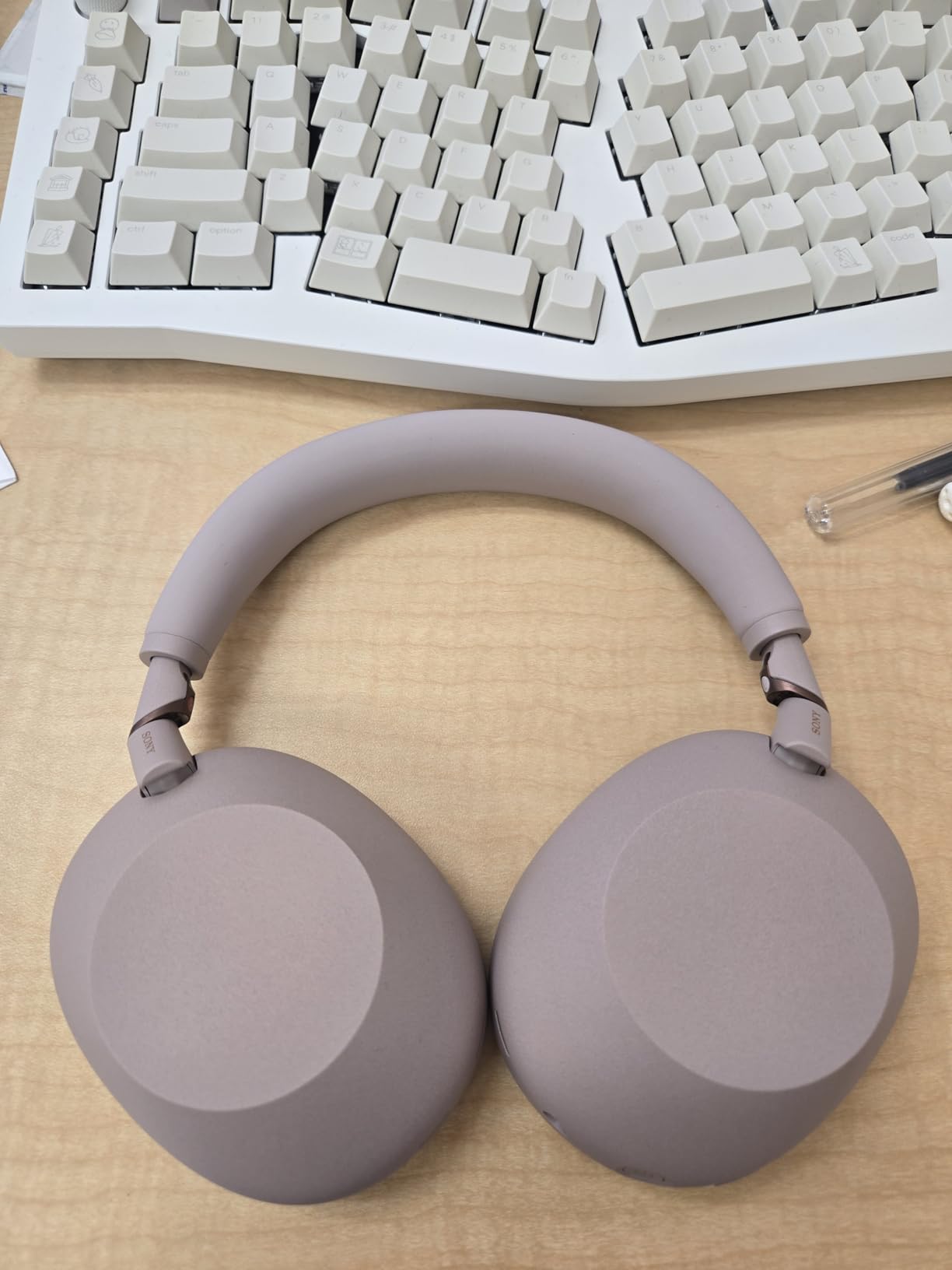 Sony WH-1000XM6 The Best Noise Cancelling Wireless Headphones, Sand Pink customer photo 2